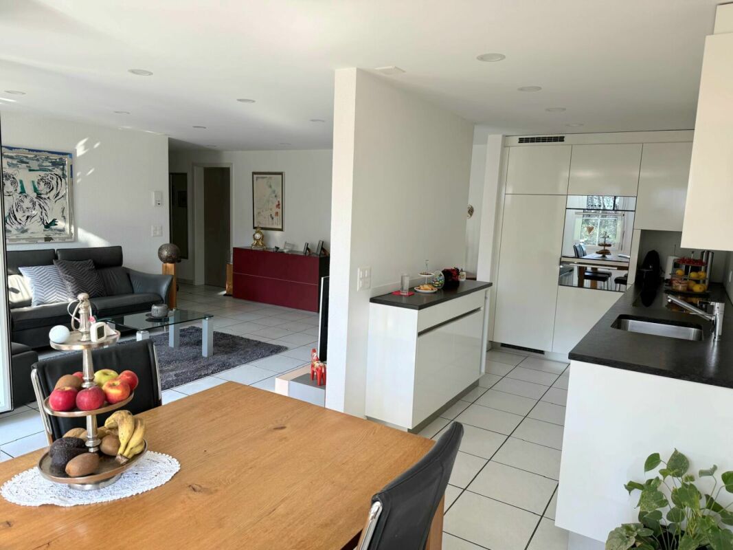 Wunderschöne 4 1/2 Zimmer-Wohnung in 8645 Wagen – Bild 2